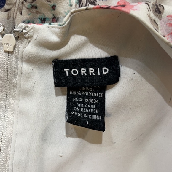 Fit and flare Torrid tank top #2015 - Picture 3 of 3